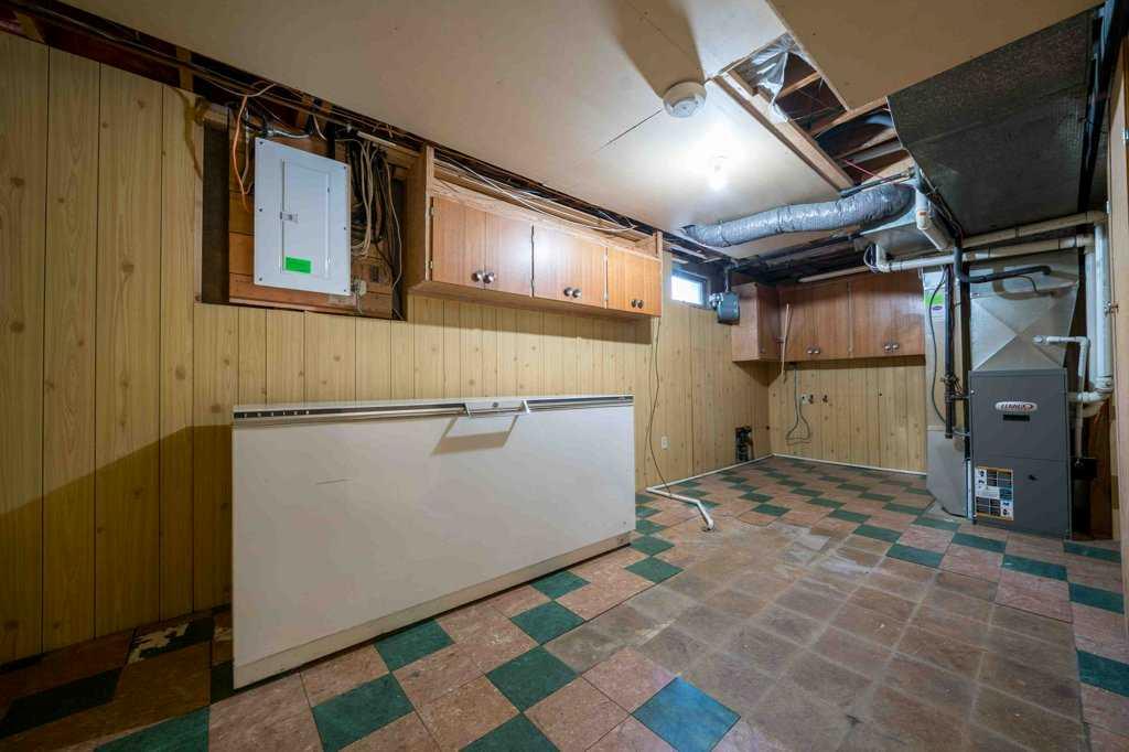 89 Cochrane Drive NW