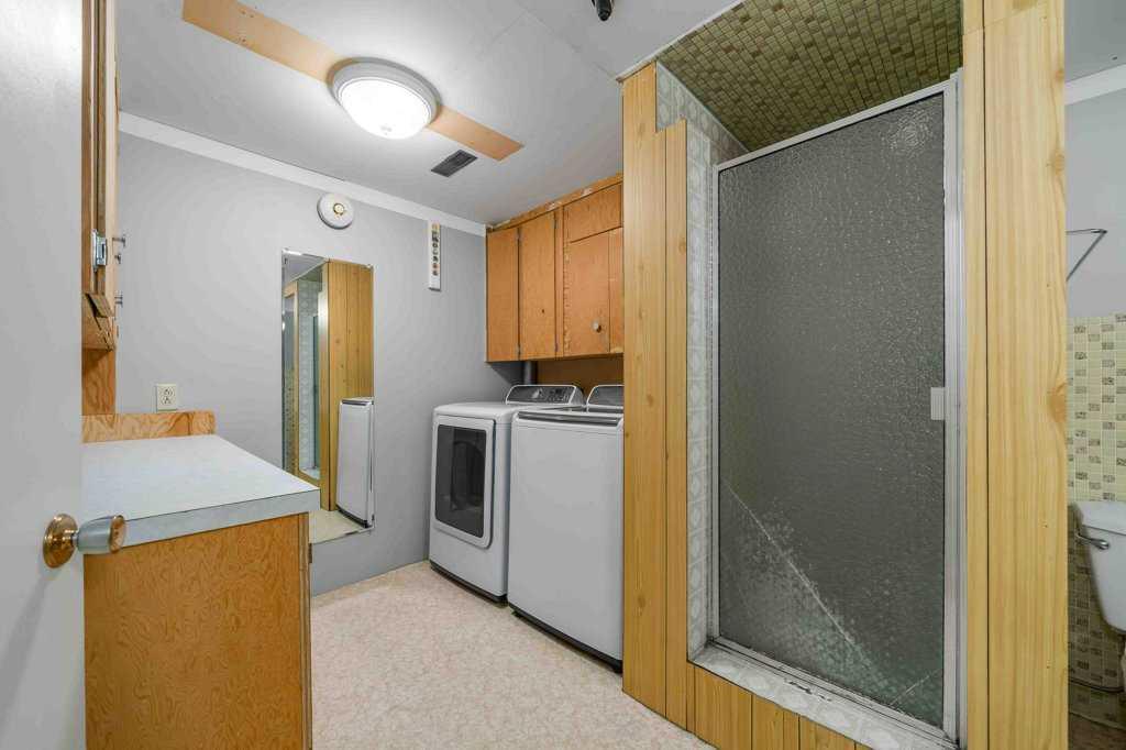 89 Cochrane Drive NW