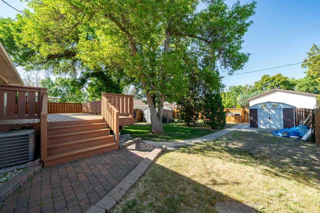 89 Cochrane Drive NW