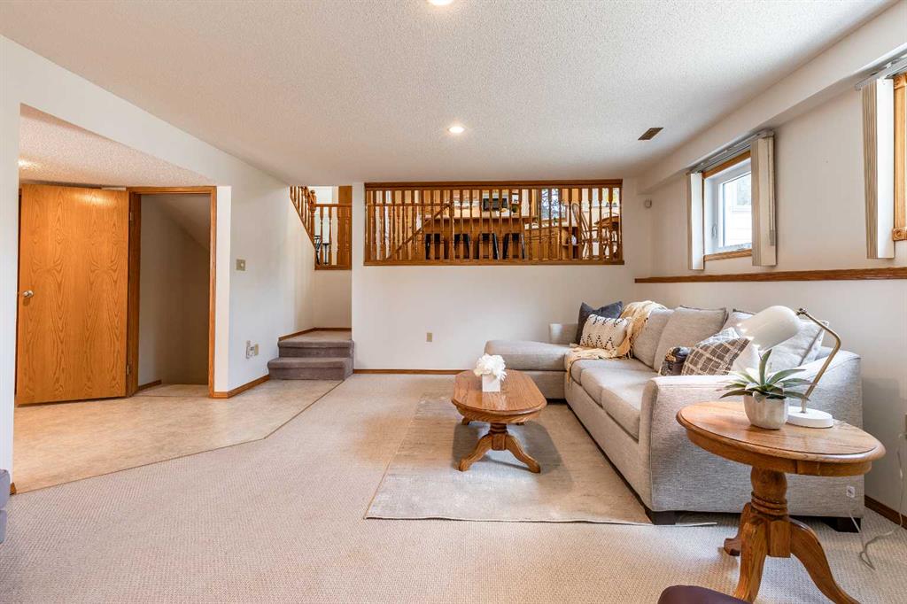 51 Palliser Way NE