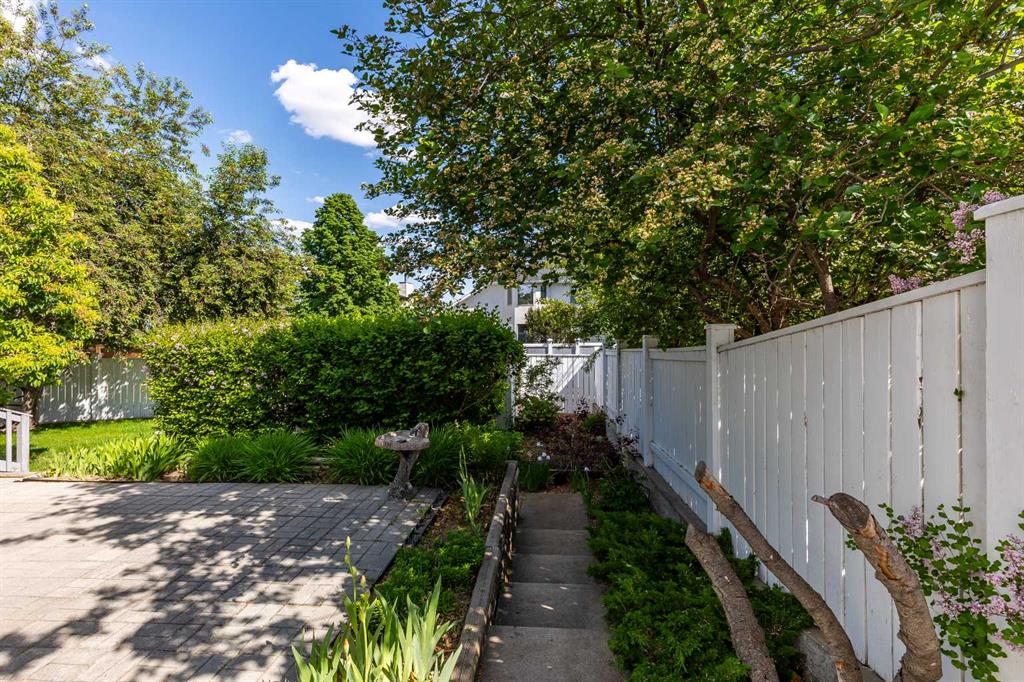 51 Palliser Way NE