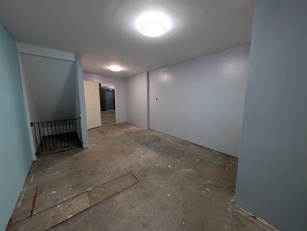#A40 1177 Factory Street SE