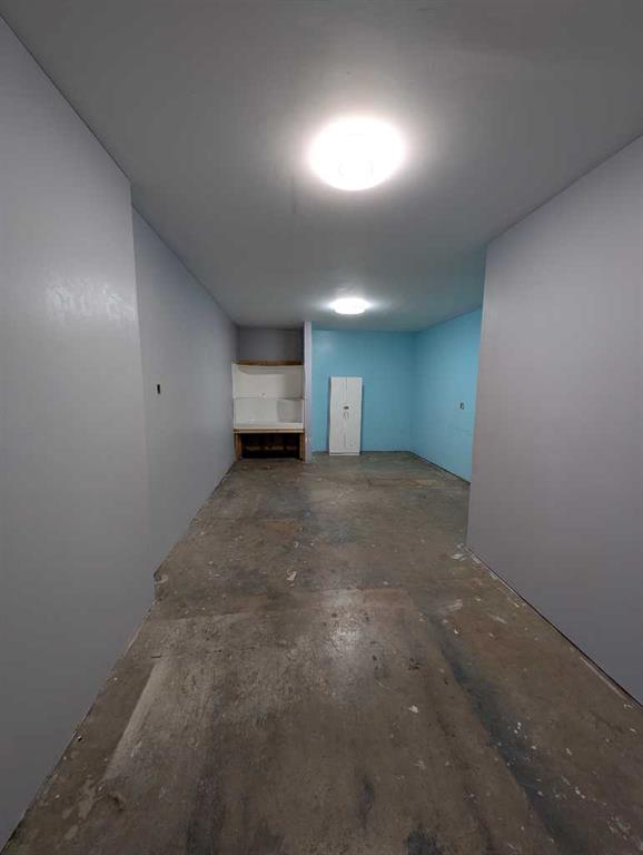 #A40 1177 Factory Street SE