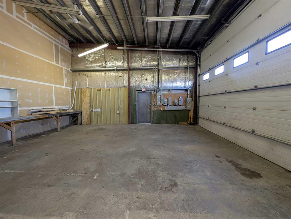 #A40 1177 Factory Street SE