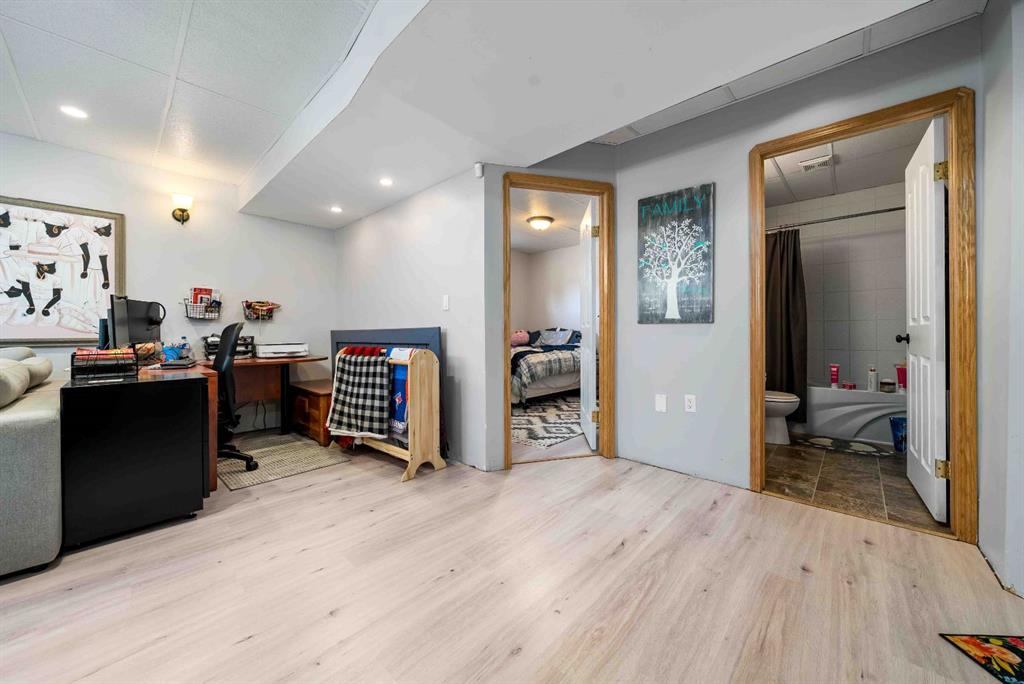 111 Stratton Road SE