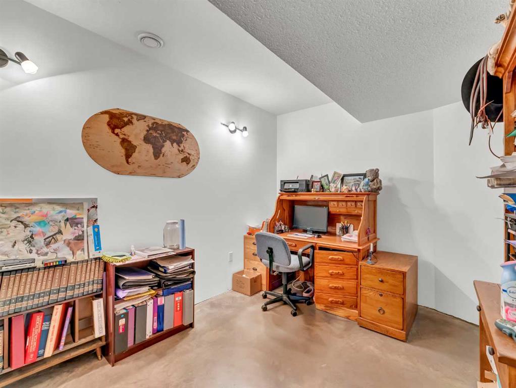 13308 Range Road 32  