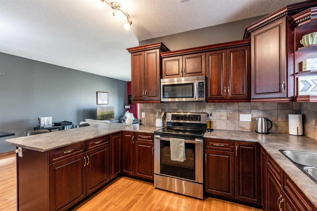 59 Saamis Rotary Way SW