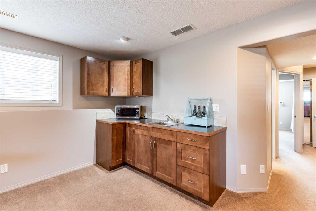 59 Saamis Rotary Way SW