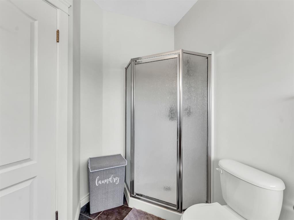 8 Sundance Close SW