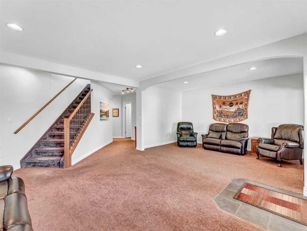 8 Sundance Close SW