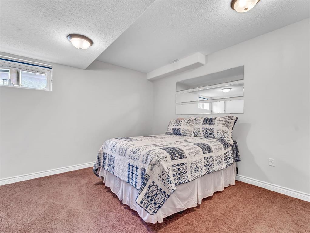 8 Sundance Close SW