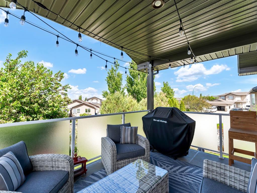 8 Sundance Close SW