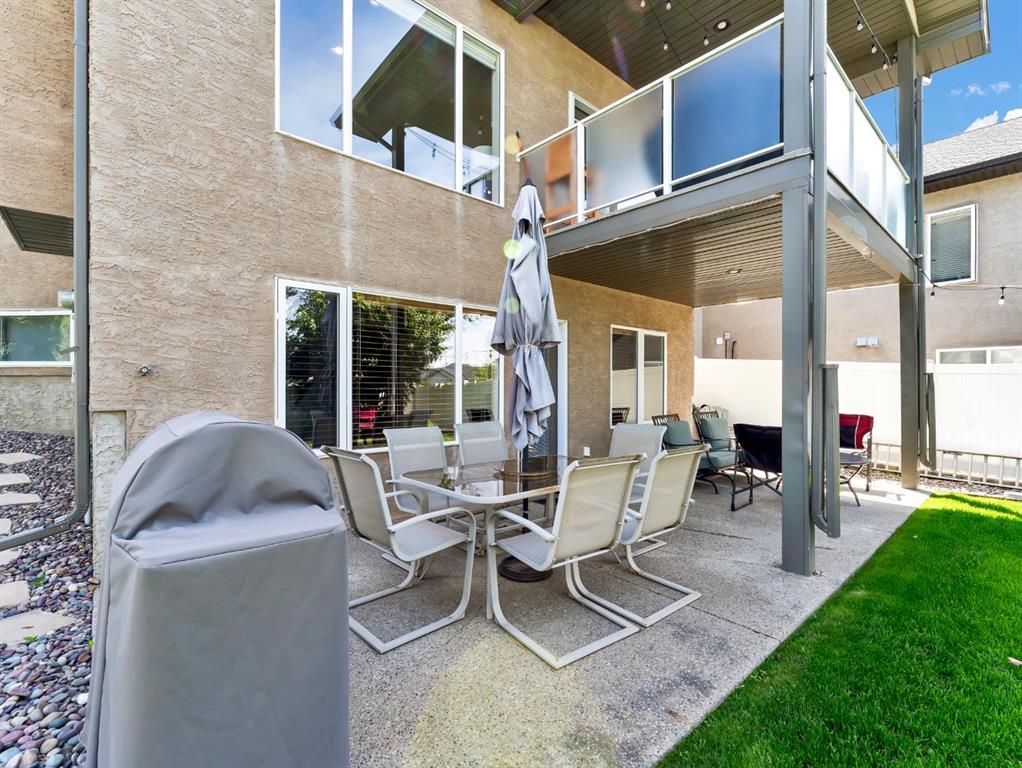 8 Sundance Close SW