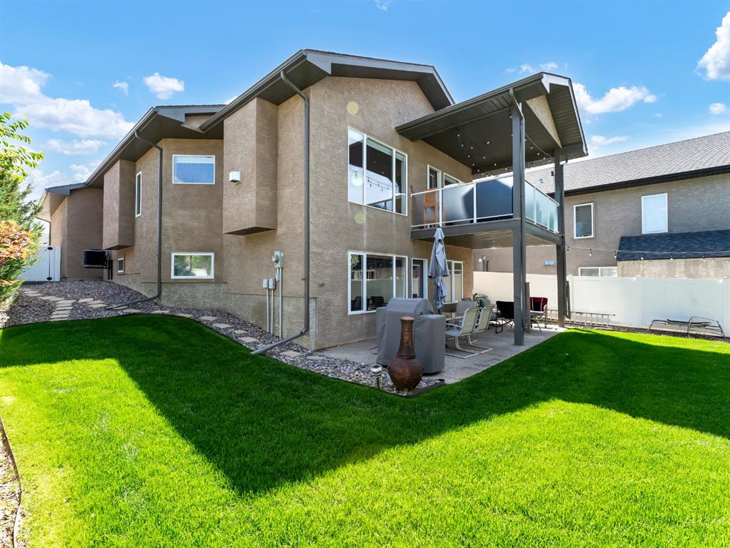 8 Sundance Close SW