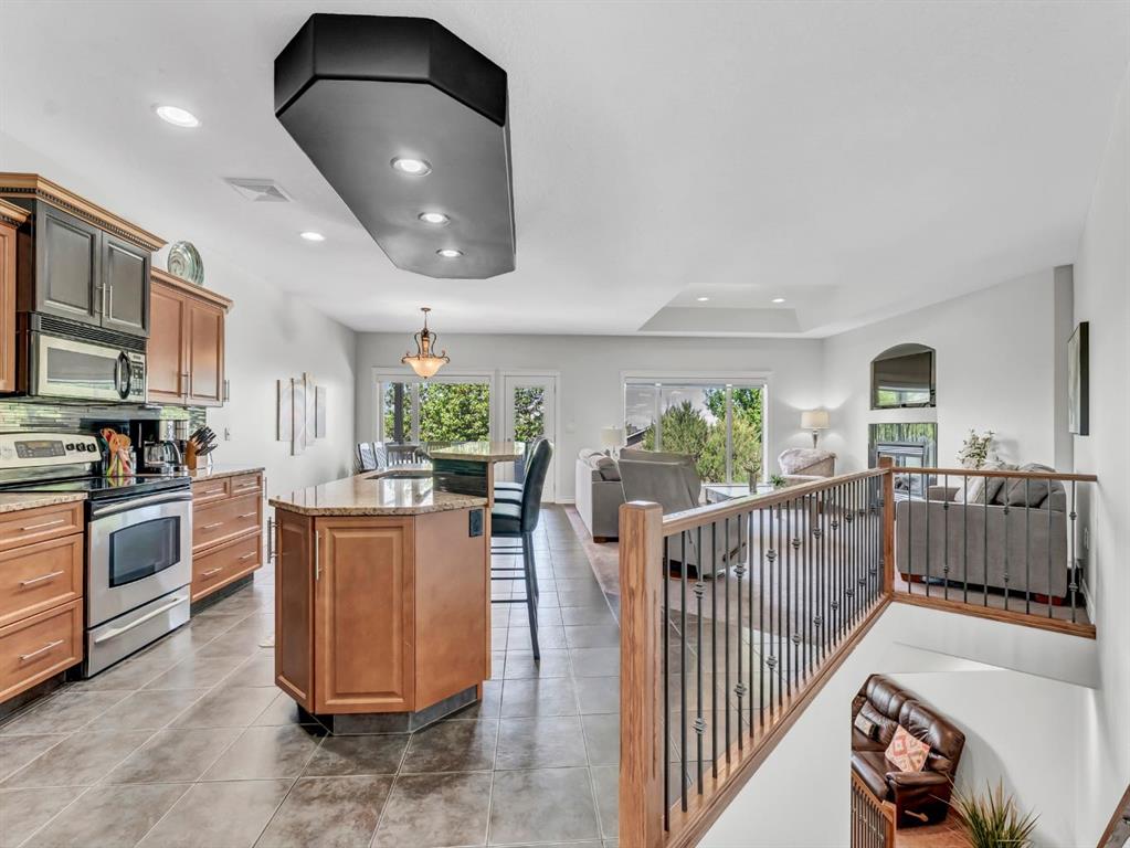 8 Sundance Close SW