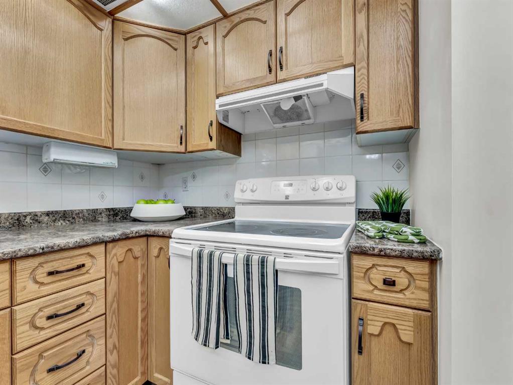 #320 22 Park Meadows Drive SE