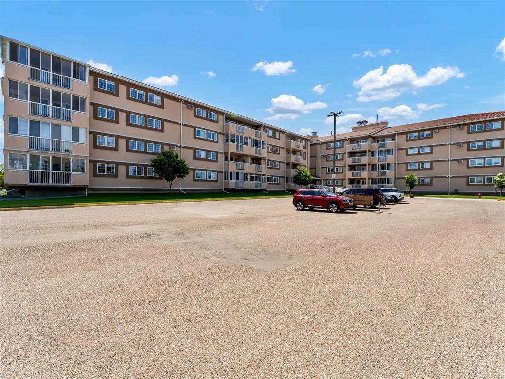 #320 22 Park Meadows Drive SE