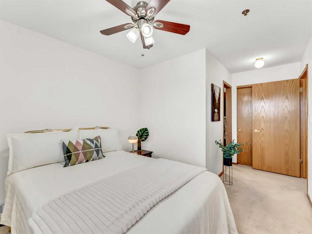 #320 22 Park Meadows Drive SE