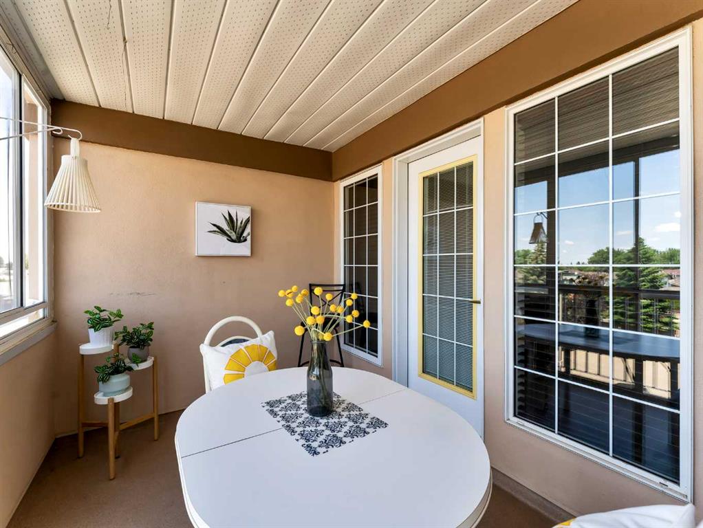 #320 22 Park Meadows Drive SE