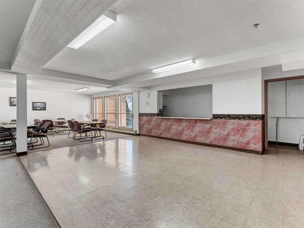 #320 22 Park Meadows Drive SE