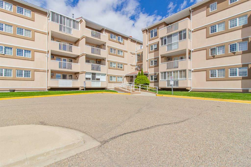 #320 22 Park Meadows Drive SE