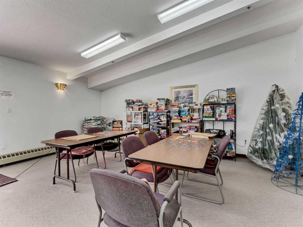 #320 22 Park Meadows Drive SE