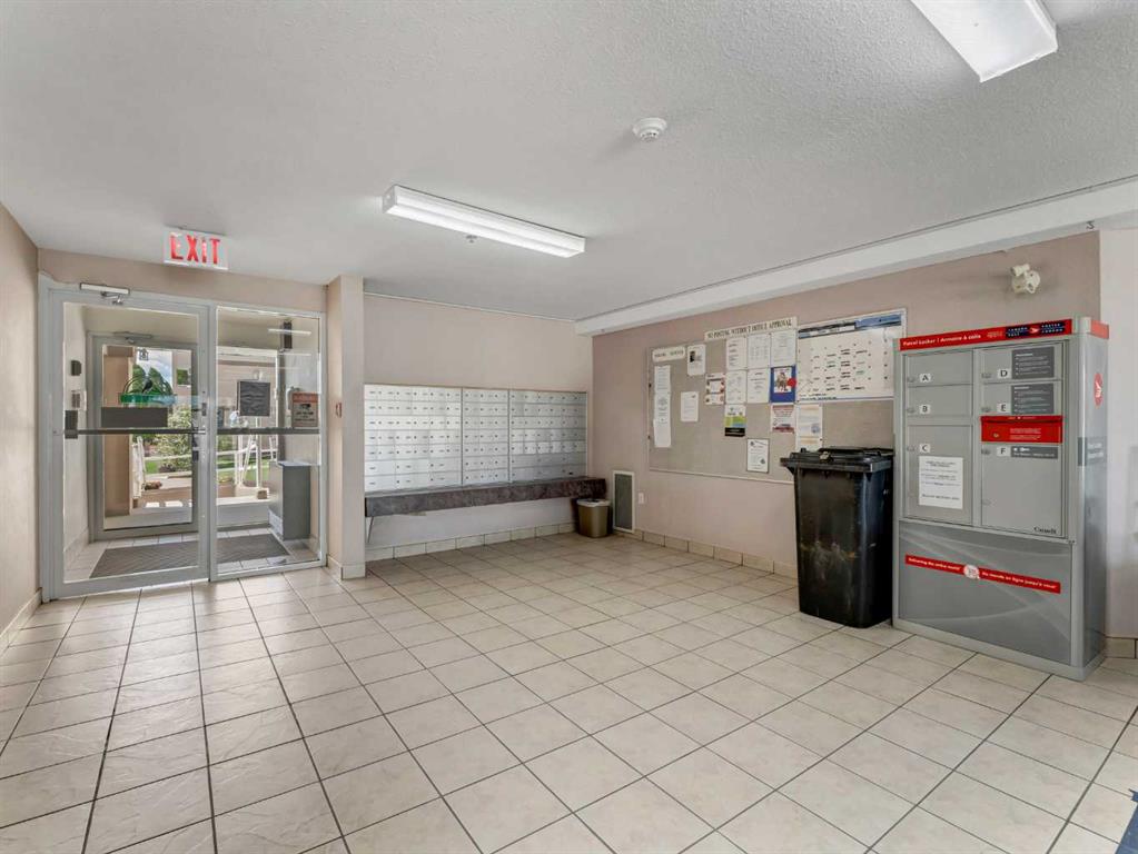 #320 22 Park Meadows Drive SE