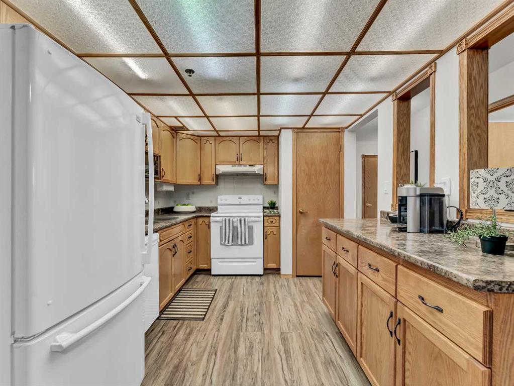 #320 22 Park Meadows Drive SE