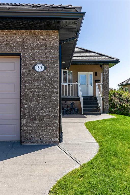 59 Desert Blume Crescent 