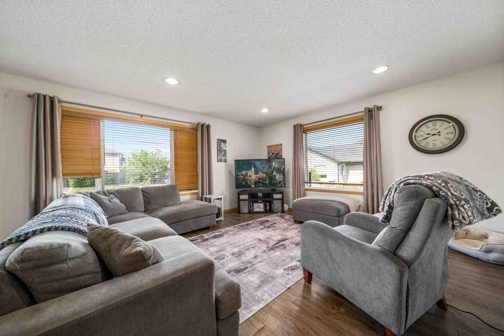 17 Sundance Road SW