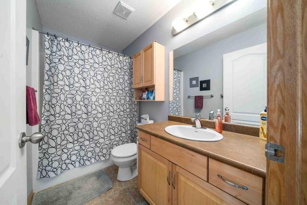 17 Sundance Road SW