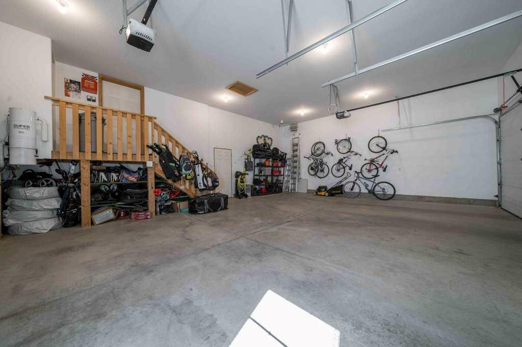 17 Sundance Road SW
