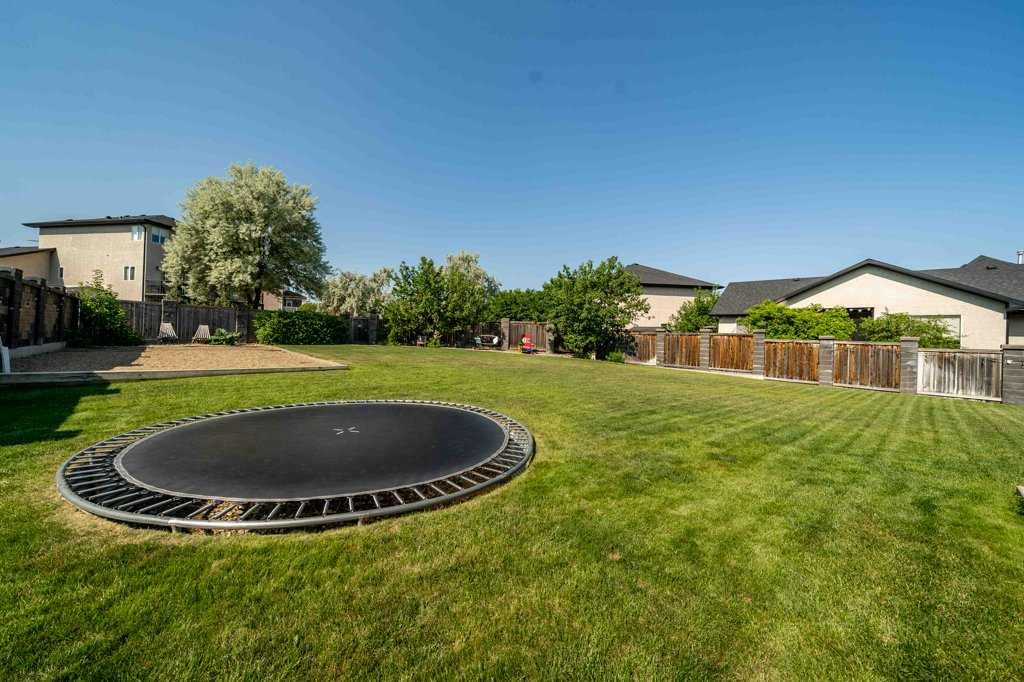 17 Sundance Road SW