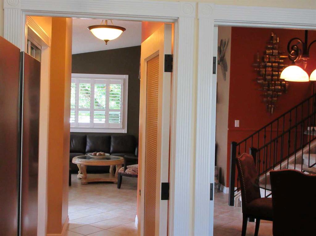 22 Iris Court SE