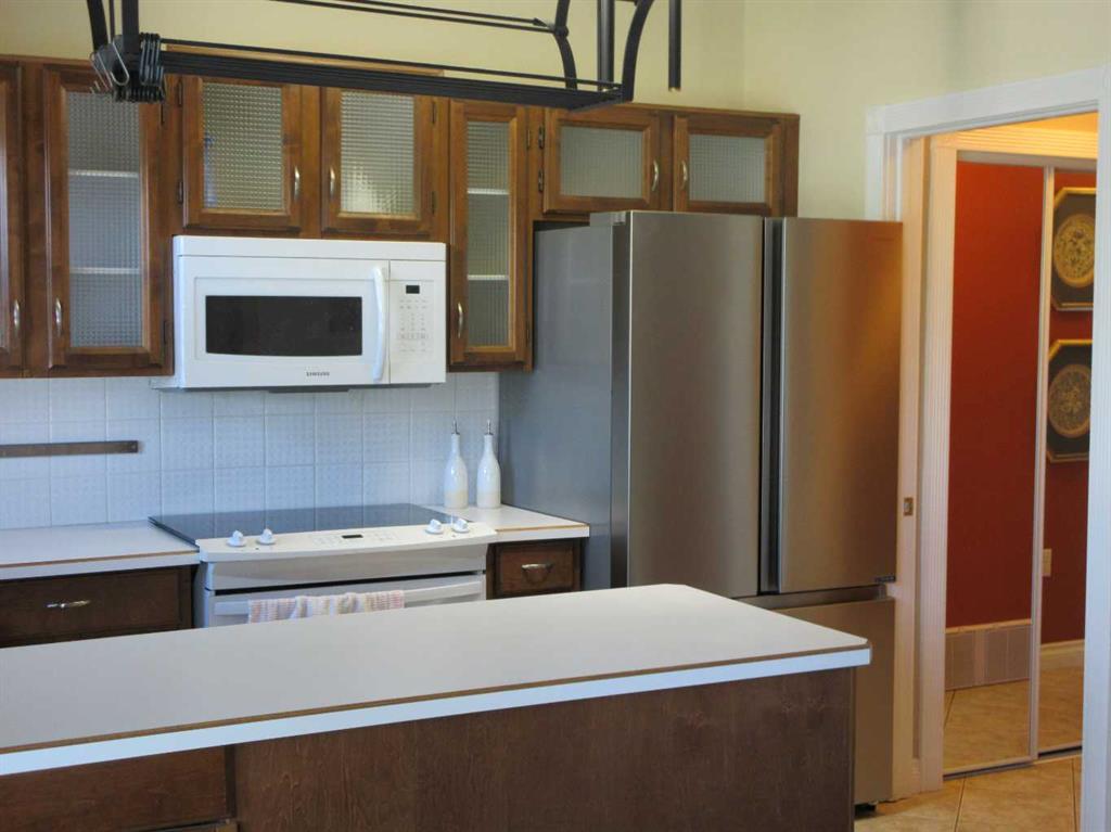 22 Iris Court SE
