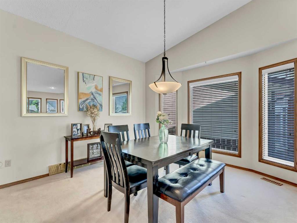 87 Shaw Crescent SE