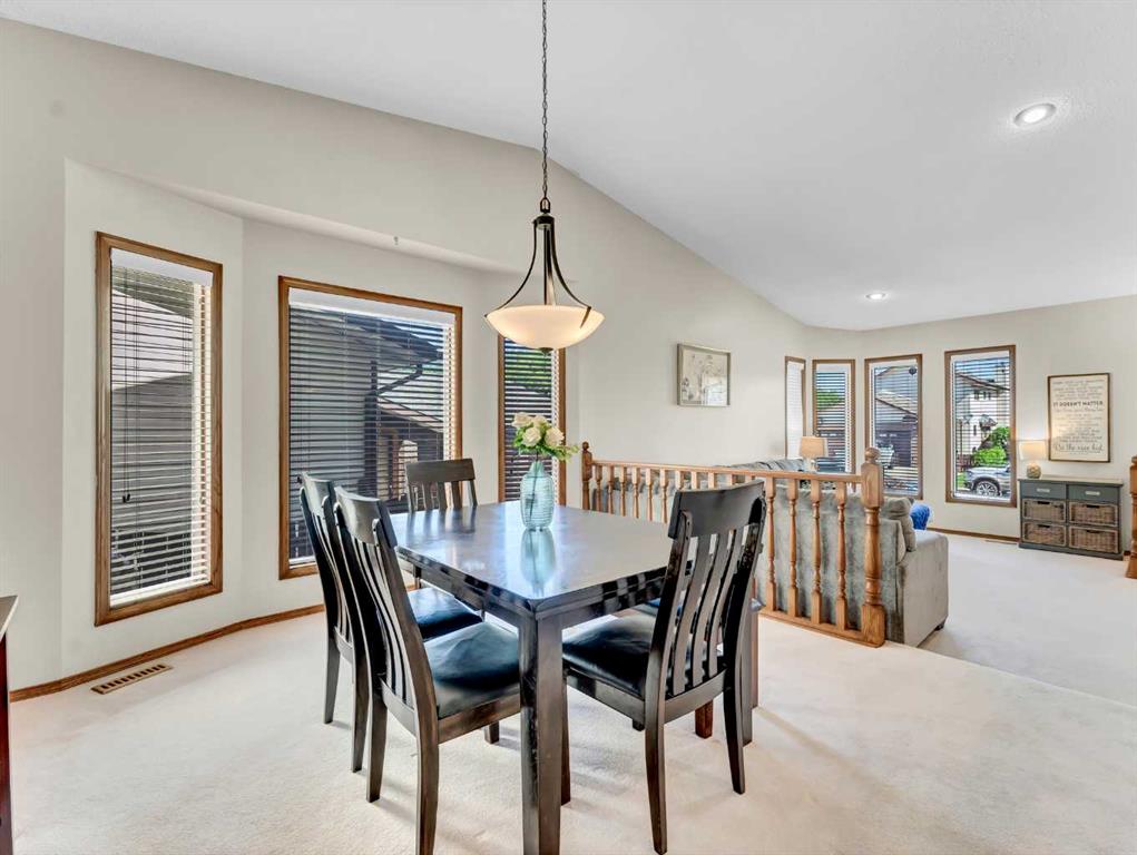87 Shaw Crescent SE