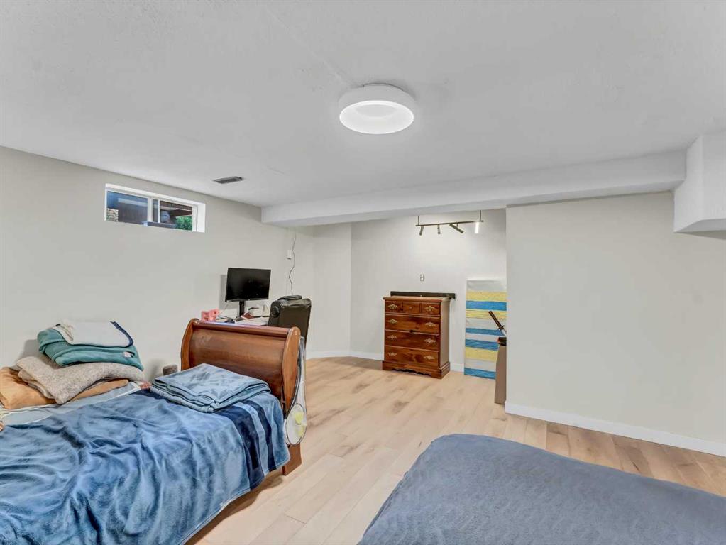 87 Shaw Crescent SE