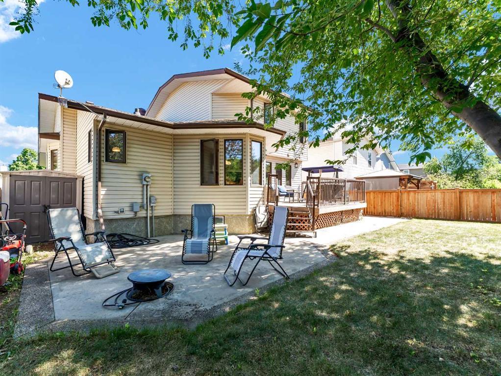 87 Shaw Crescent SE
