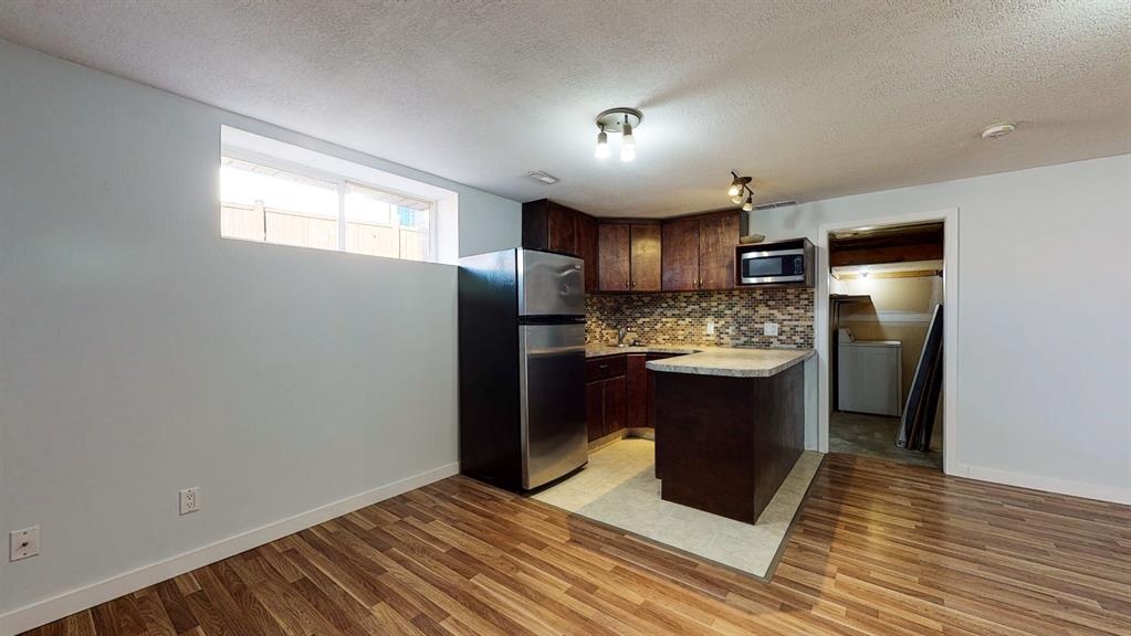 91 Sunset Road SW