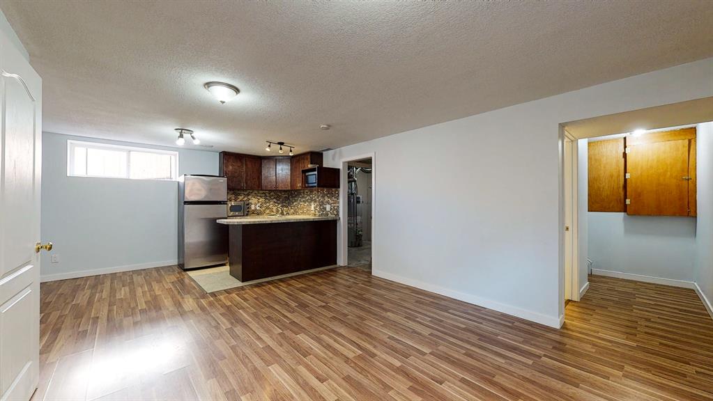 91 Sunset Road SW