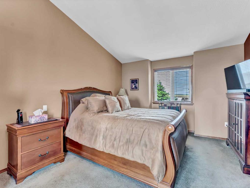 12026 Range Road 74  