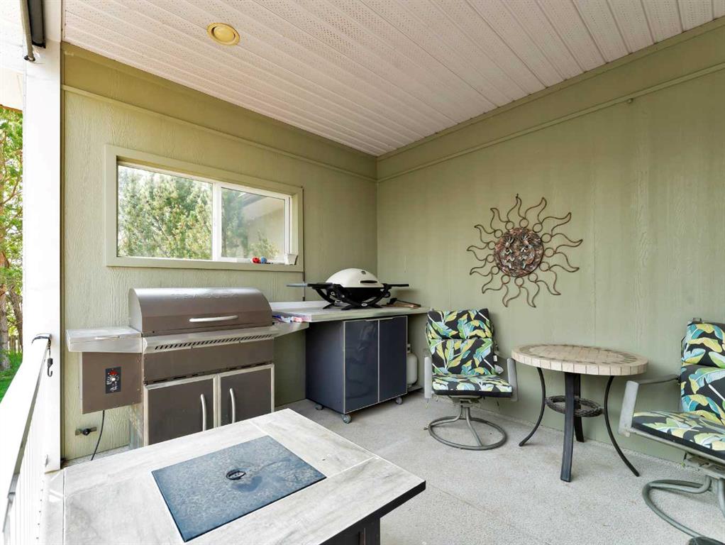 12026 Range Road 74  