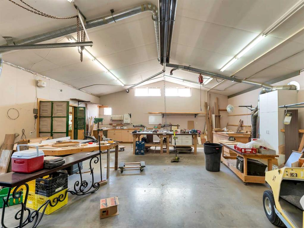 12026 Range Road 74  