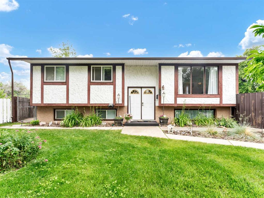 52 Cypress Way SE