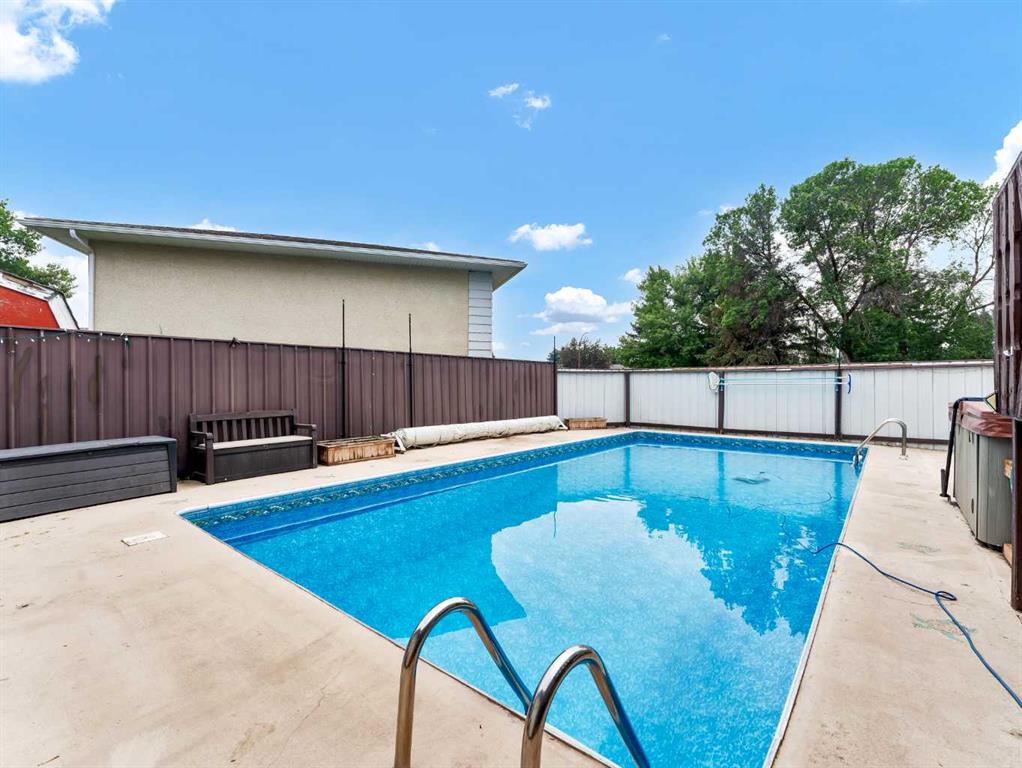 52 Cypress Way SE
