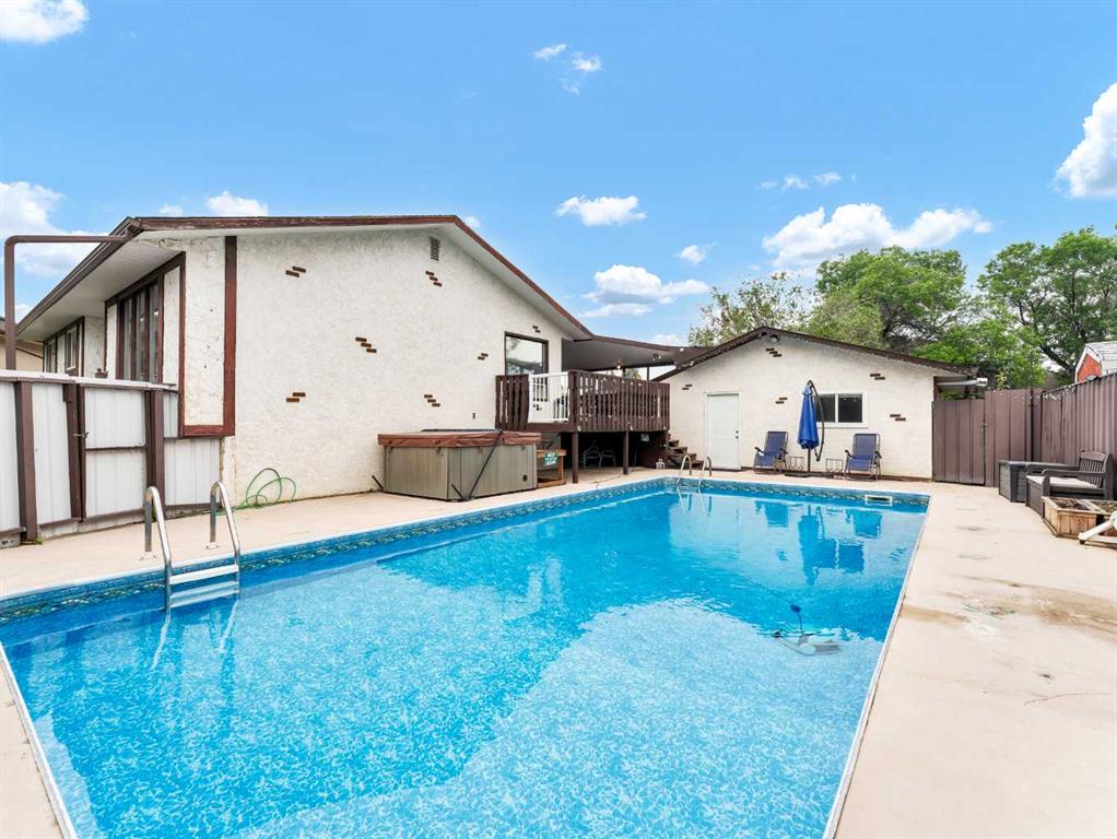52 Cypress Way SE