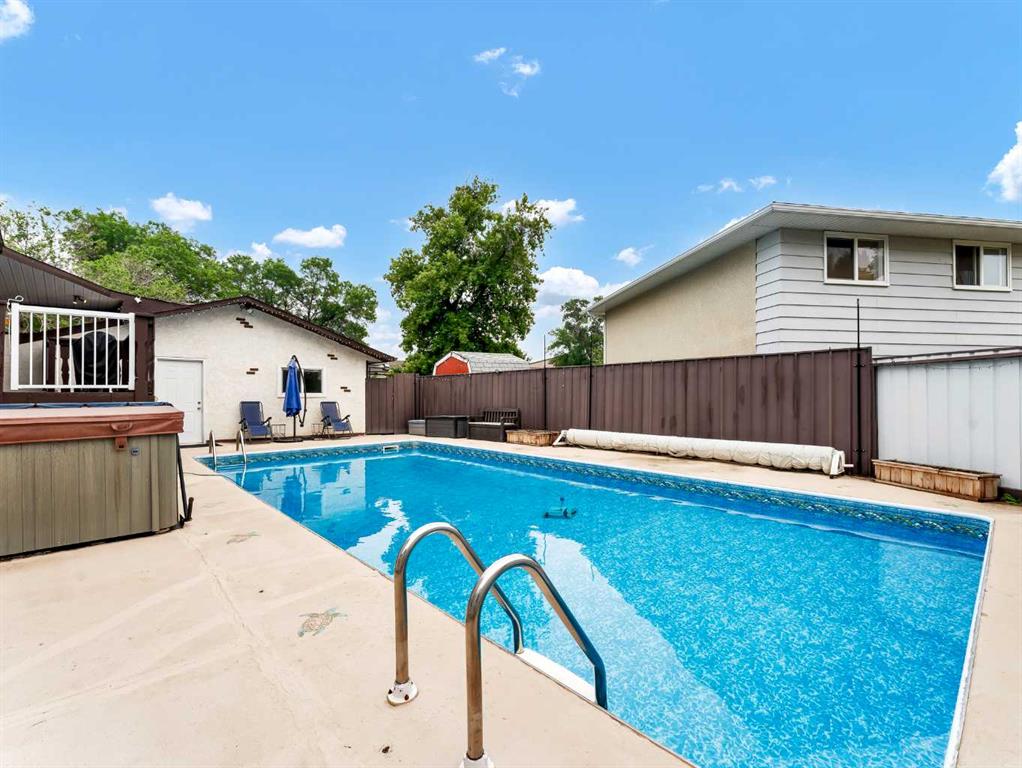 52 Cypress Way SE