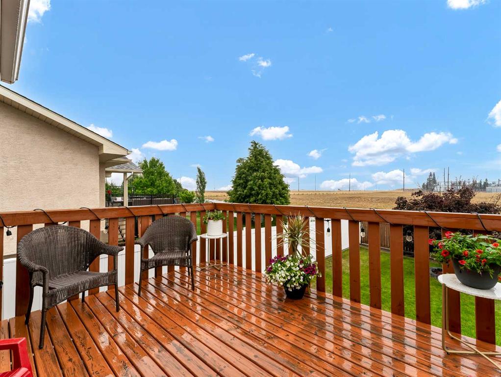 168 Hunt Crescent NE