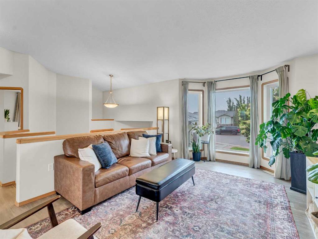 168 Hunt Crescent NE